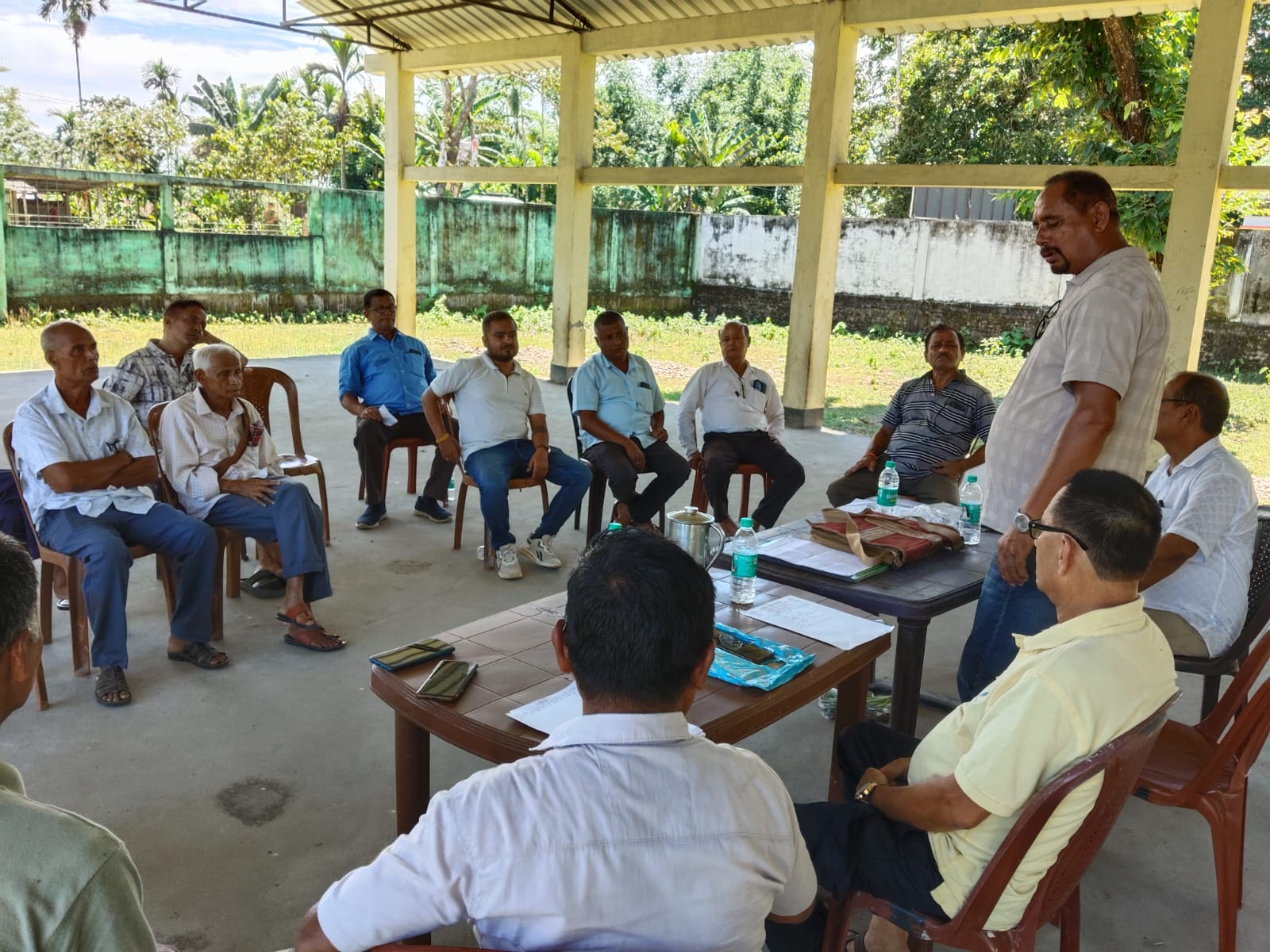 ভাৰতীয় গোৰ্খা পৰিসংঘৰ লখিমপুৰ জিলা সমিতিৰ কাৰ্যনিৰ্বাহক সভা, পদ্মশ্ৰী গীতা উপাধ্যায়ক শ্ৰদ্ধাঞ্জলি জ্ঞাপন, বানত মৃত্যু হোৱা লোকৰ আত্মাৰ সদগতিৰ অৰ্থে মৌন প্ৰাৰ্থনা