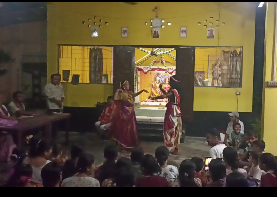 চিয়াজুলিৰ দীৰ্ঘা মাজ গাঁওৰ ৰাধাকৃষ্ণ মন্দিৰত দিনজোৰা কাৰ্যসূচীৰে কৃষ্ণ জন্মাষ্টমী উৎসৱ উদযাপন