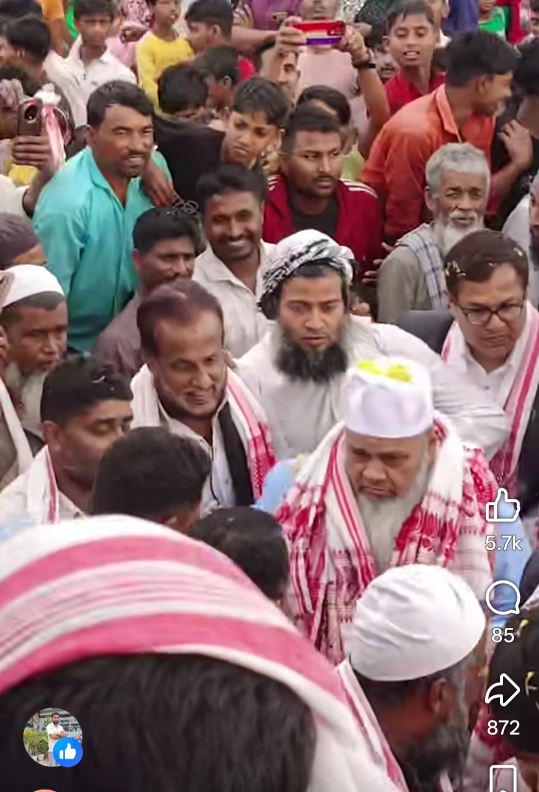 অন্তিম দিনা নগাঁও লোকসভা উপ-নিৰ্বাচনত বদৰুদ্দিন আজমলৰ মনোনয়ন দাখিল।